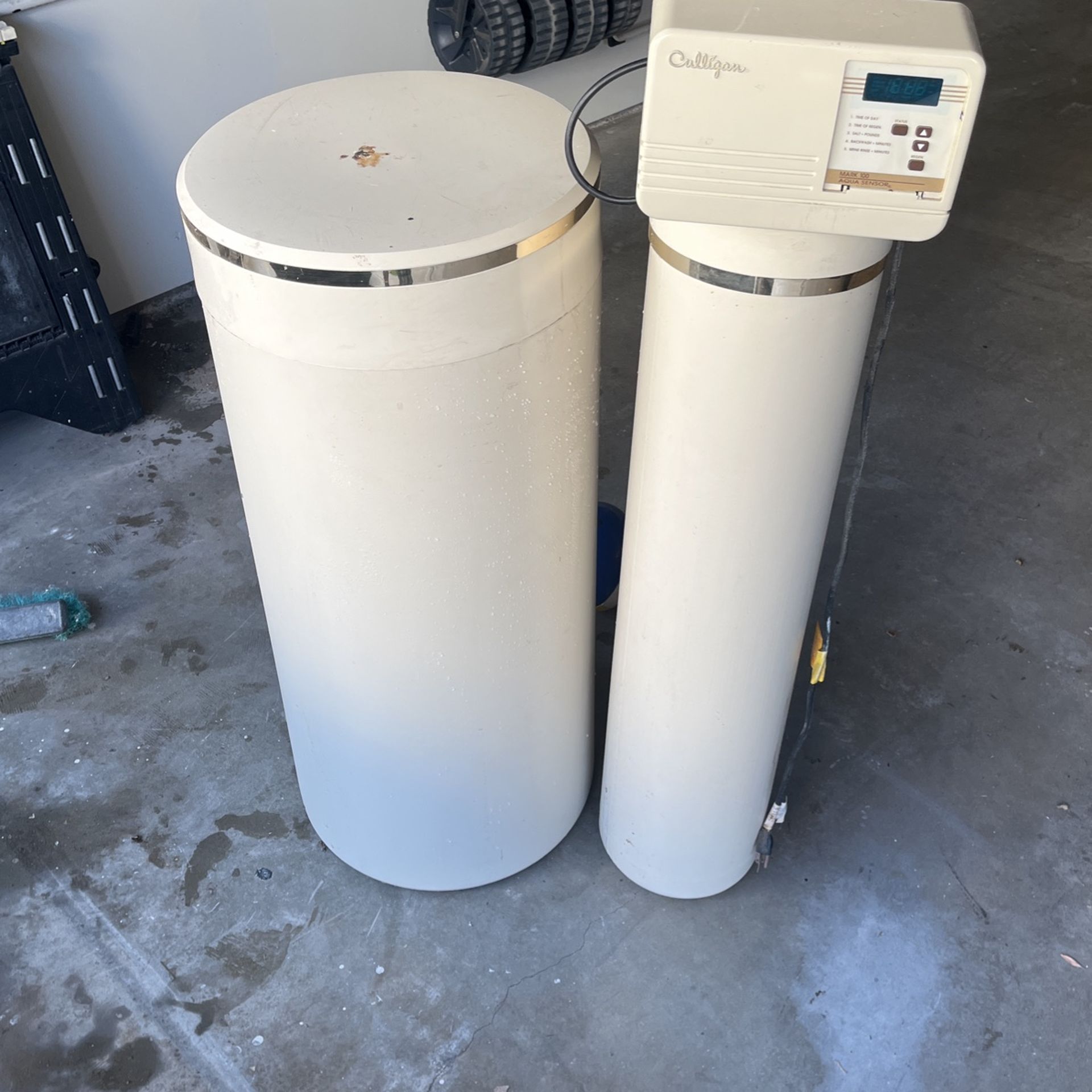 FREE Culligan Mark 100 Water Softener for Sale in Huntington