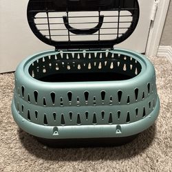 Animal carrier