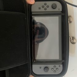 Nintendo Switch Plus 3 Games (smash Bros Inside)