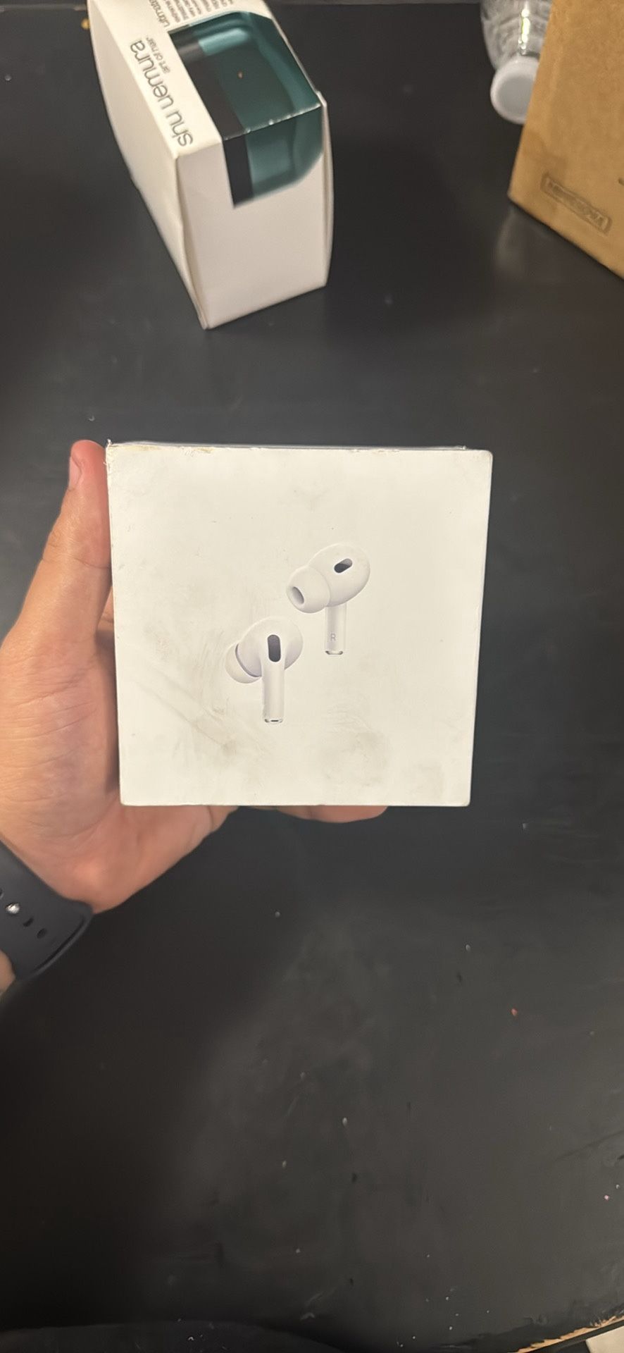 Apple Auriculares inalámbricos AirPods Pro 2, cancelación activa de ruido, función de audífono