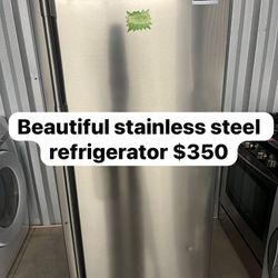 Beautiful Stainless Steel Refrigerator 