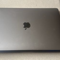 MacBook M1 