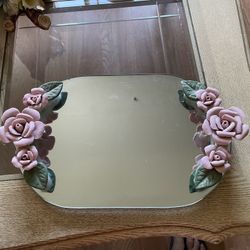 Vintage mirrored vanity tray with pink porcelain  roses 3D