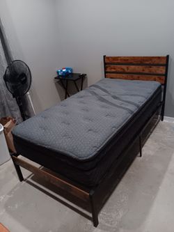 Twin mattress