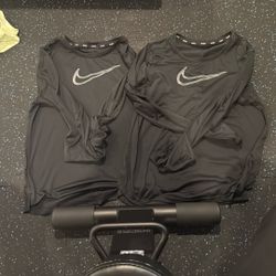 Used Bundle Of Two In Good Condition Nike Long Sleeve Shirts