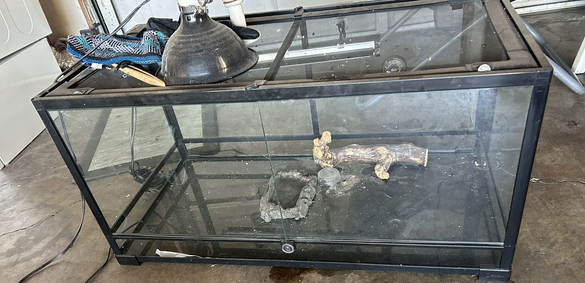 Reptile Tank