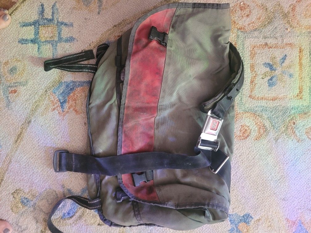 Chrome Messenger Bag -- Large