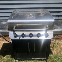 Char-Broil Performance Gas Grill