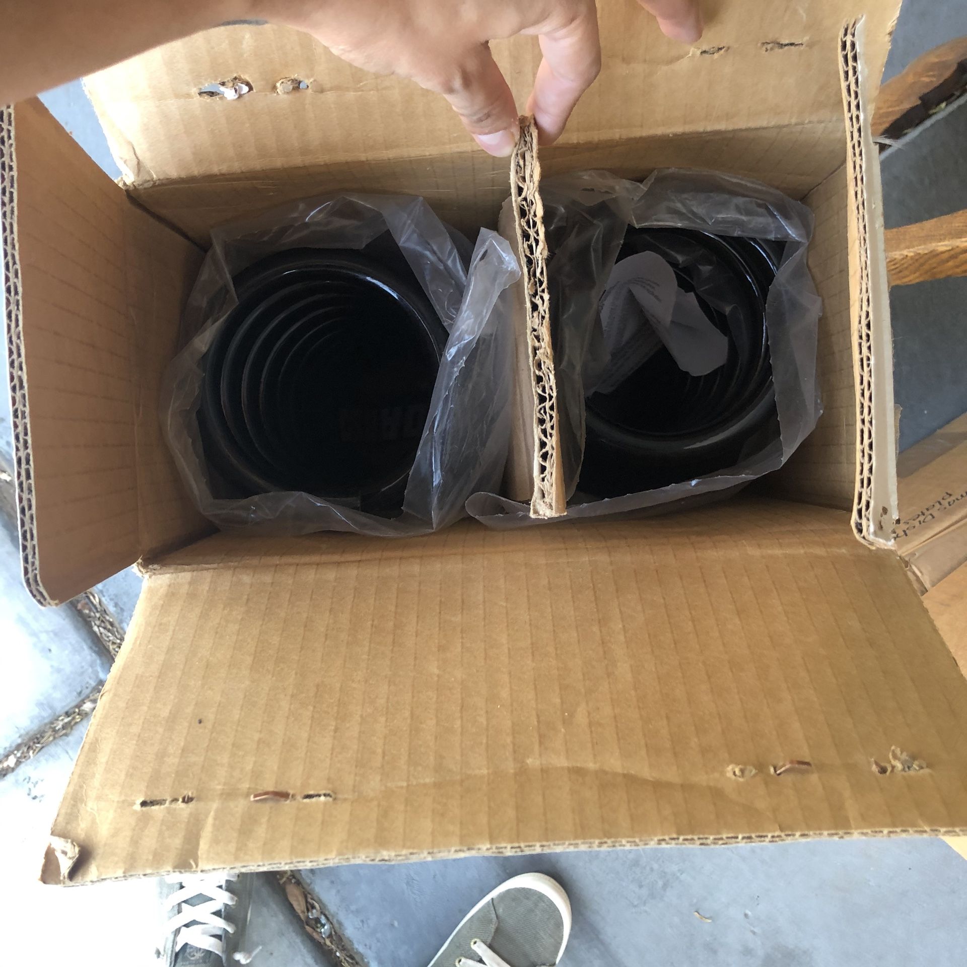 Moroso Front Trick Springs 47000 Series Brand New Never Used - Still in box. Pick up only $100