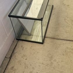 40 gallon fish tank with top cover