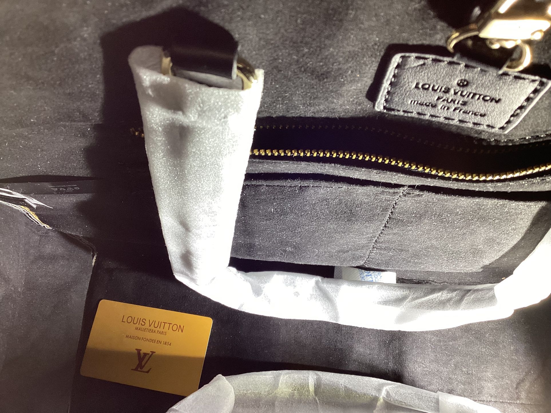 2018 Louis Vuitton Malletiera Paris En 1854 (Hand Bag ) for Sale in