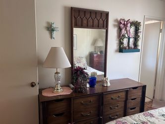 Mid century modern style