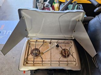 Camp stove