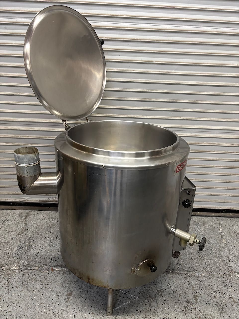 30 Gallon Kettle Groen MI-30 Nat Gas 2/3 Steam Jacketed Fixed Floor Self Contained #4172
