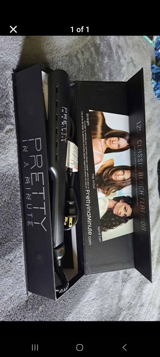 Pretty In A Minute 1.25" Classic Black Flat Iron