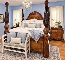 Michael Amini King Bedroom Set