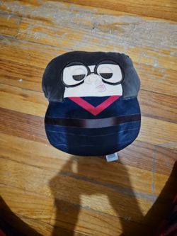 Squishmallows Disney Pixar The Incredibles Edna Mode 8”