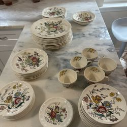 Gainsborough England china Set