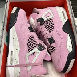 Size 10W/ 8.5M - W Jordan 4 Retro ‘Orchid’