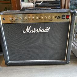 Marshall Tube Guitar Amp Model DSL40C