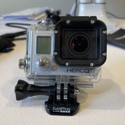 Go Pro 3+ w/ Remote/Suction Cup/Dive Housing