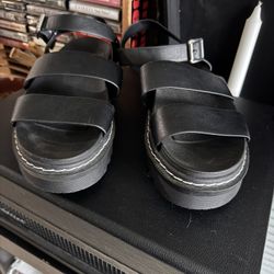 Madden Girl Platform Sandals Size 9