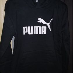 BRAND NEW PUMA YOUTH SWEATSHIRT AND POUCH