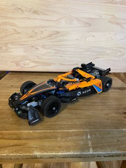 Lego 42169 - Technic NEOM McLaren Formula E race car with pull back function