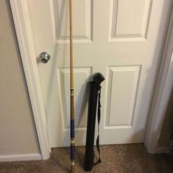 Billiards 🎱 table cue