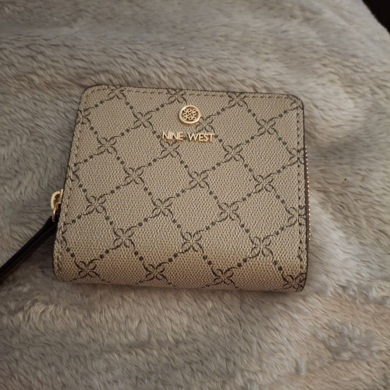 Nine West Wallet