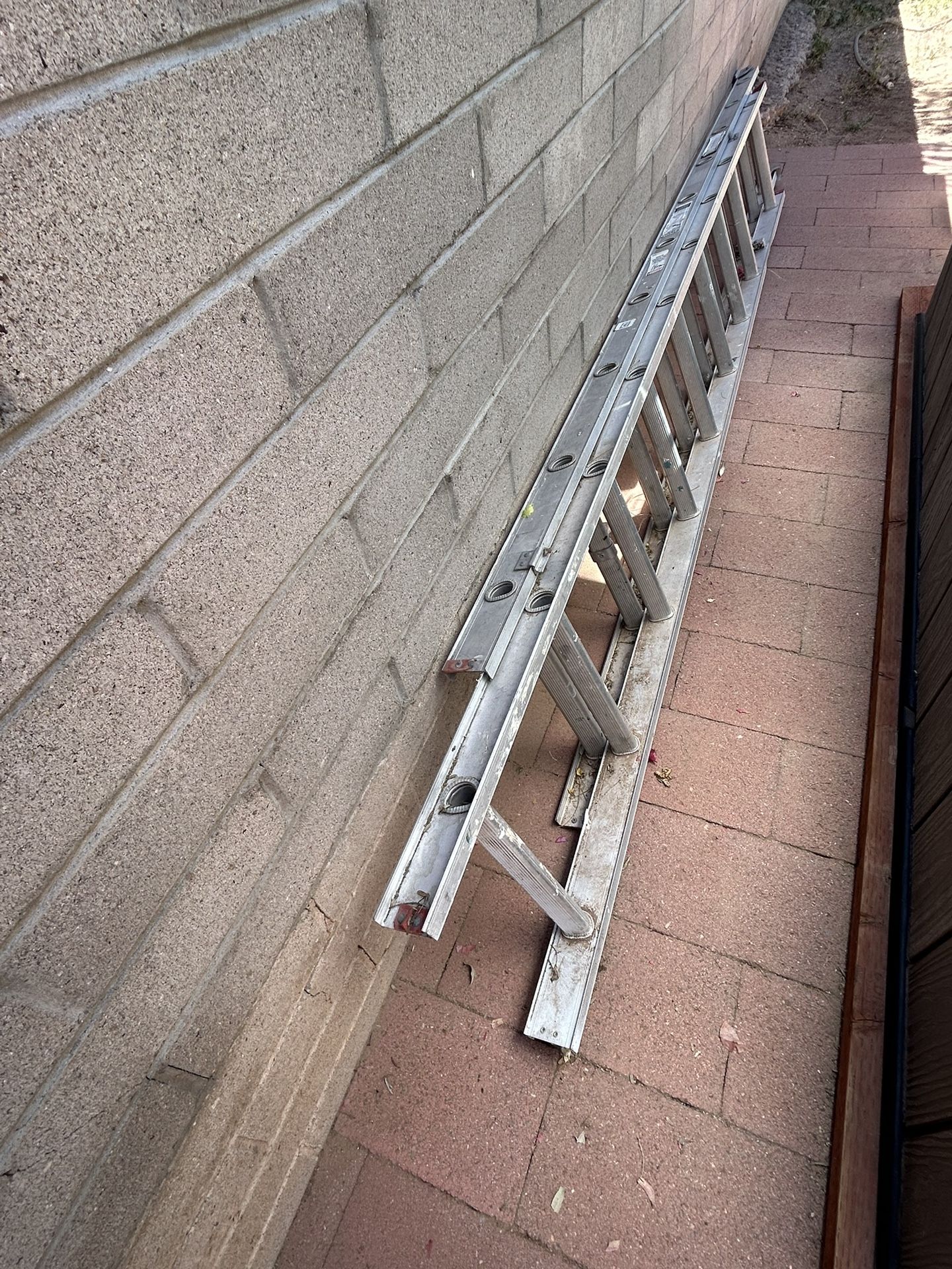 Extension Ladder, 11 Feet At Shortest