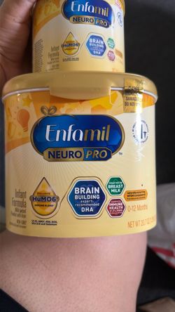 Baby formula Enfamil Neuro Pro