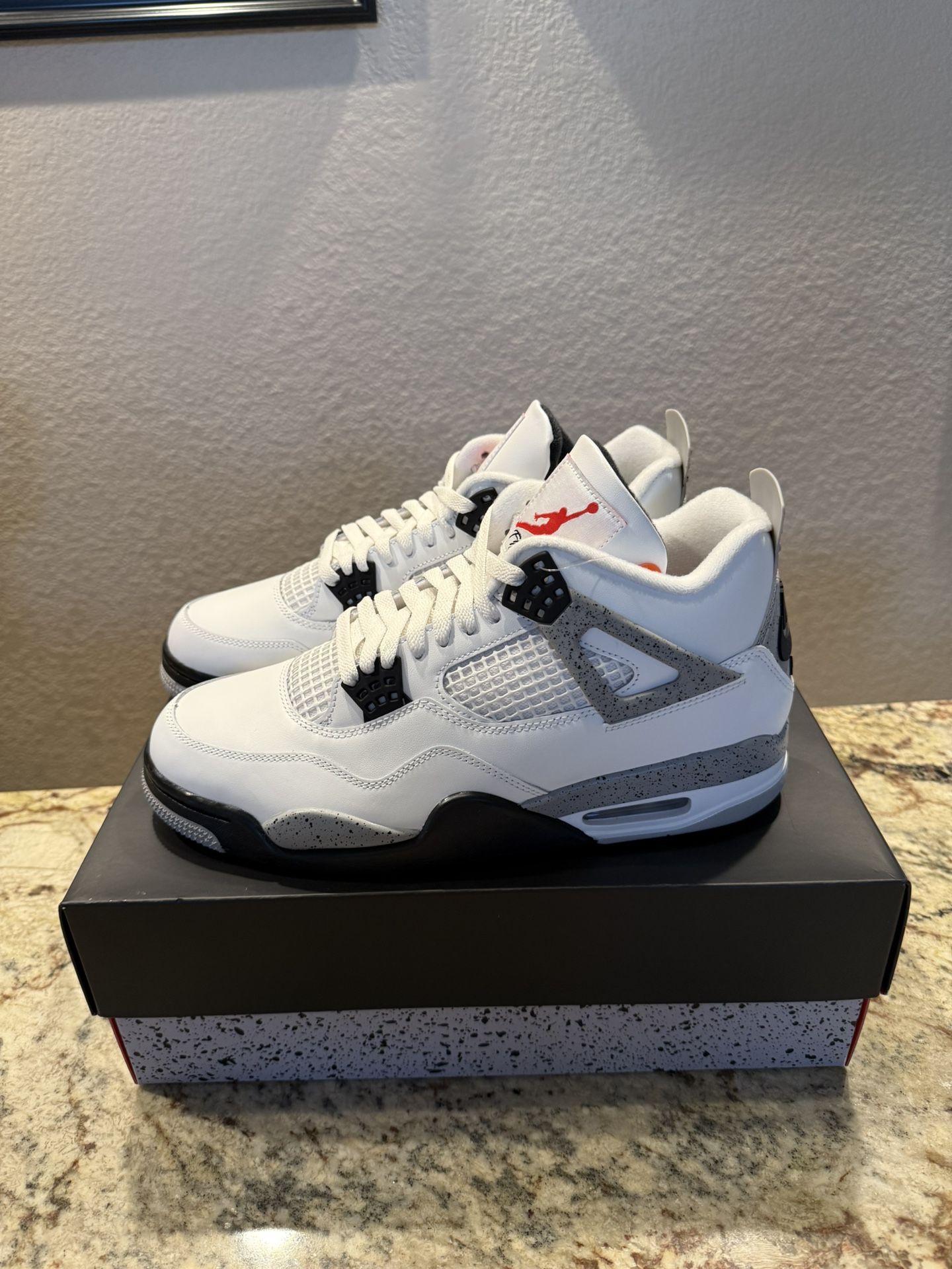 Nike Air Jordan 4 Retro OG White Cement 2025 FV5029-100 Men’s Size 11.5 Brand New