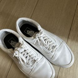 Men’s Shoes size 8
