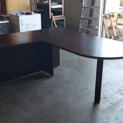 Desks In Stock And More Office Furniture