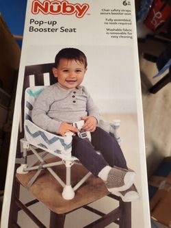 Nuby portable travel chair with tray