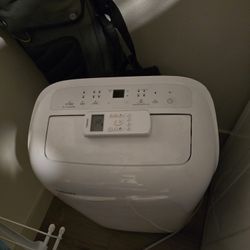 Toshiba 12000BTU portable Air Conditioner 2yrs Old, Perfect Condition