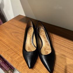 Sam Edelman Black Leather Kitten Heel Size 8
