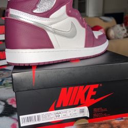 Jordan 1 Bordeaux