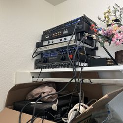 Mixer/speakers