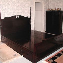 3 Pieces Rosewood Bedroom Furniture Queen Ann Style