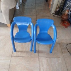 Kids Chairs 2 for $7