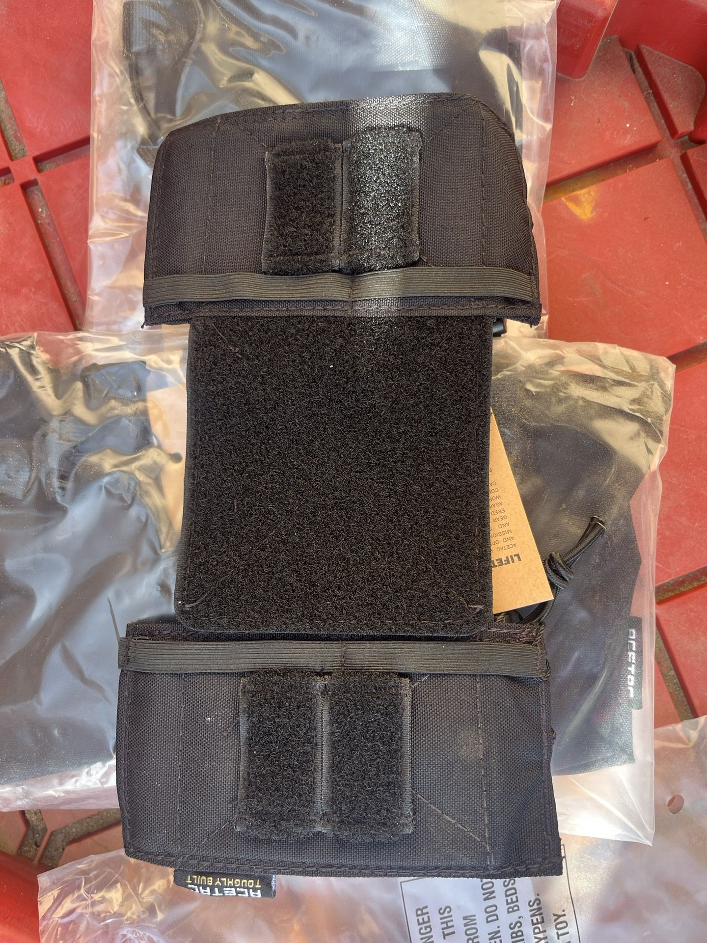 Wing Pouch Velcro