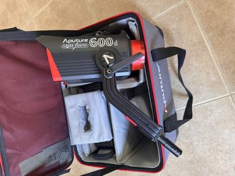 Aputure 600D