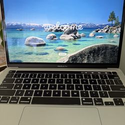 2022 MacBook Pro Laptop M2