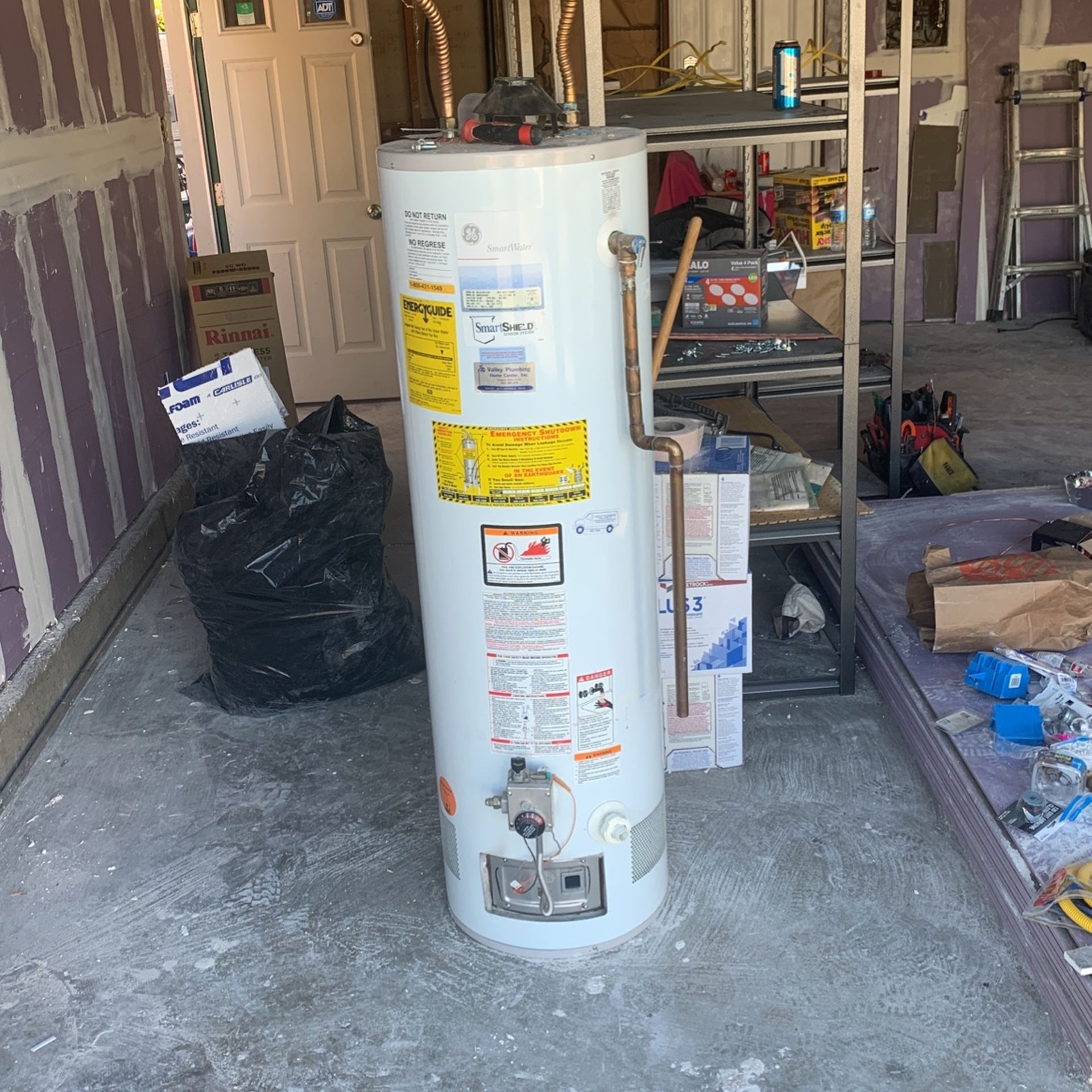 40 Gallon Semi New Water Heater 