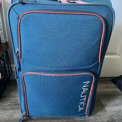 SUITCASE( MUST GO ASAP)