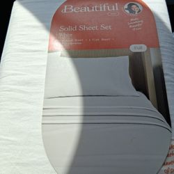Drew Barrymore Full Sheet Set. New.  $18
