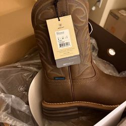 Boots - men’s Size 8