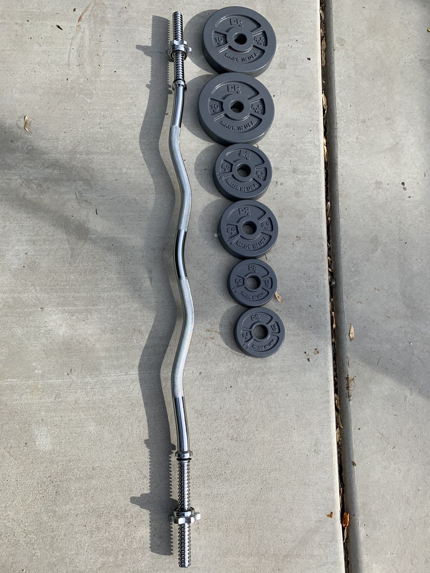New Curl Bar with 35 pounds of weights